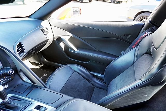 Used 2014 Red Chevrolet Coupe image 22