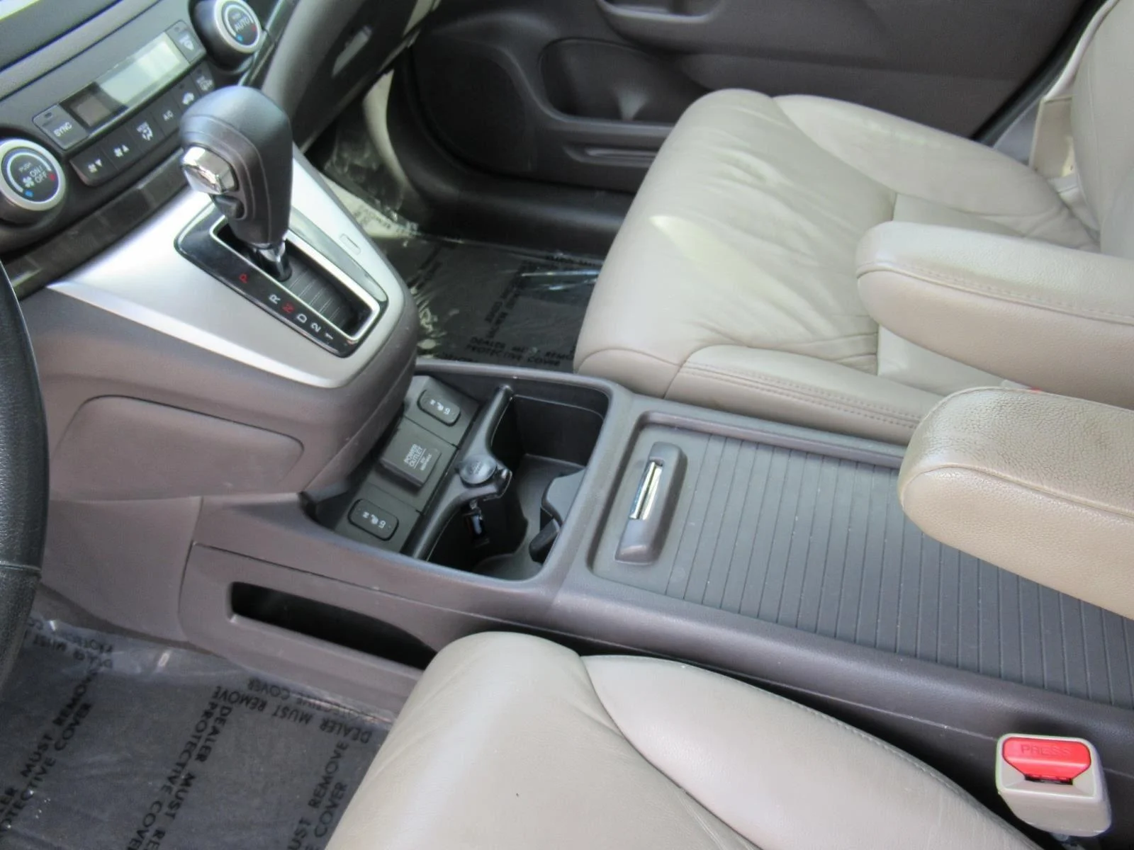 Used 2014 White Honda EX-L image 17
