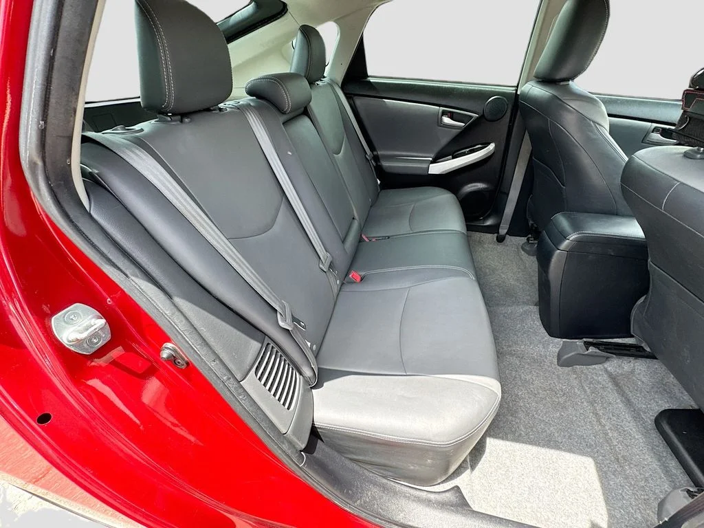 Used 2014 Red Toyota Five image 31