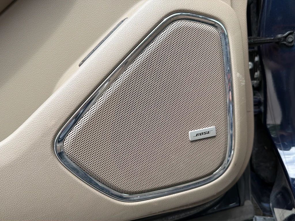 Used 2019 Blue Chevrolet Premier image 31
