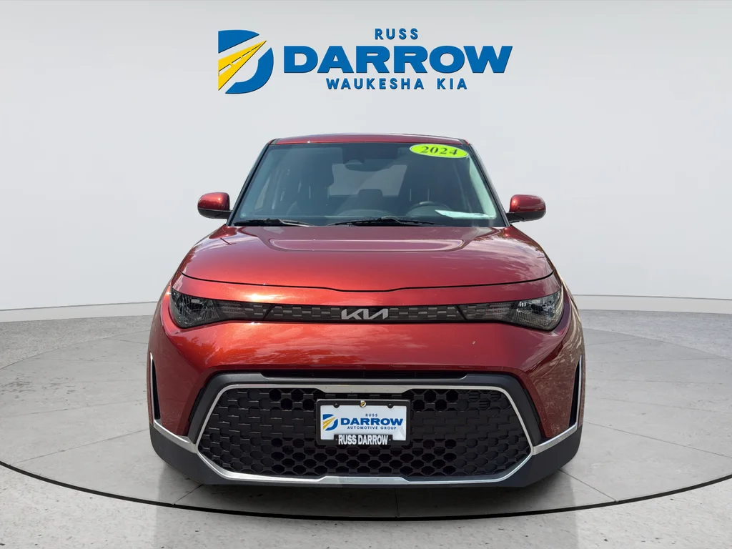 Used 2024 Orange Kia S image 8