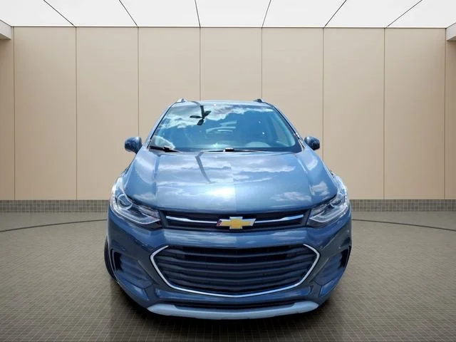 Used 2022 Gray Chevrolet LT image 4