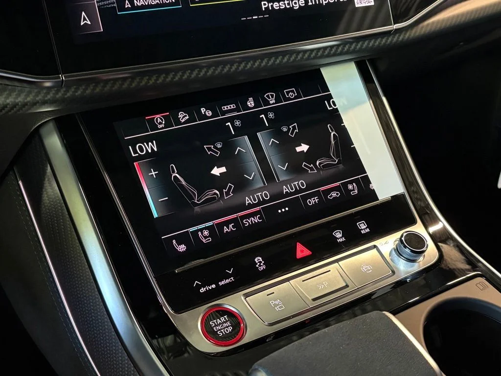 New 2027 Satellite Silver Metallic Audi 4.0T image 29