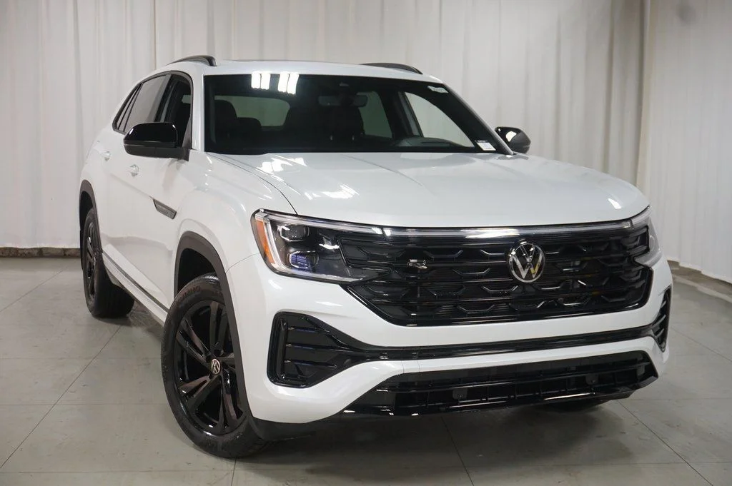 2026 Volkswagen Atlas Cross Sport SEL R-LINE - Photo 4