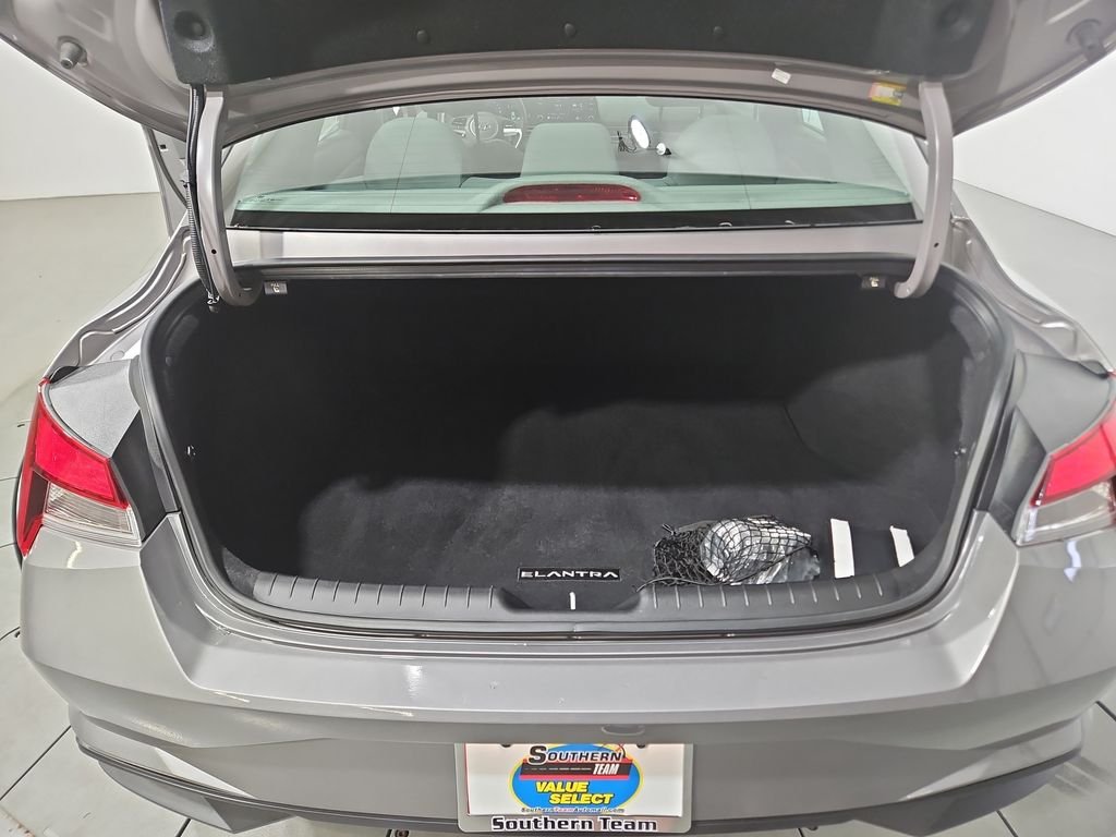 Used 2023 Silver Hyundai SEL image 22