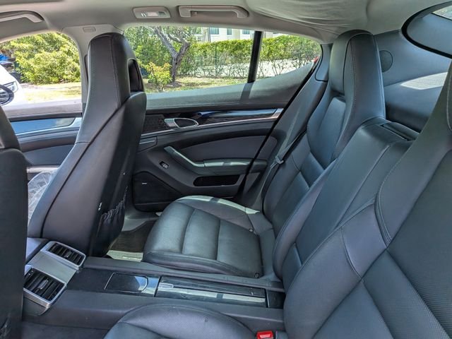 2015 Porsche Panamera Base - Photo 13