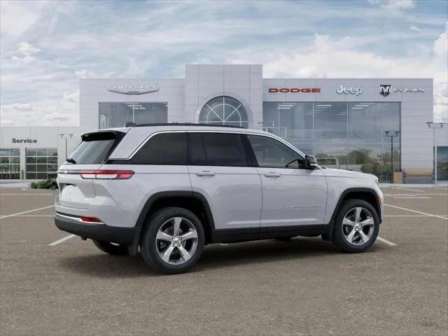 New 2026 Bright White Clear-Coat Exterior Paint Jeep Limited image 82