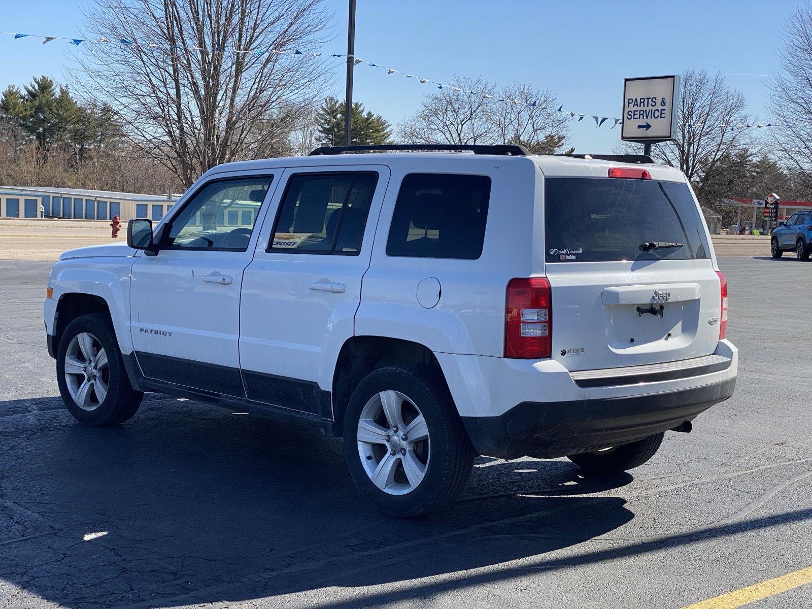 Used 2017 Jeep Patriot Latitude with VIN 1C4NJPFB8HD161656 for sale in Chillicothe, IL