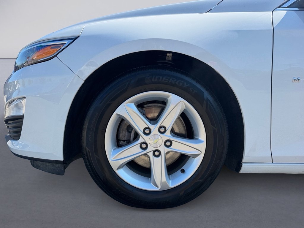 Used 2023 Summit White Chevrolet LS image 11