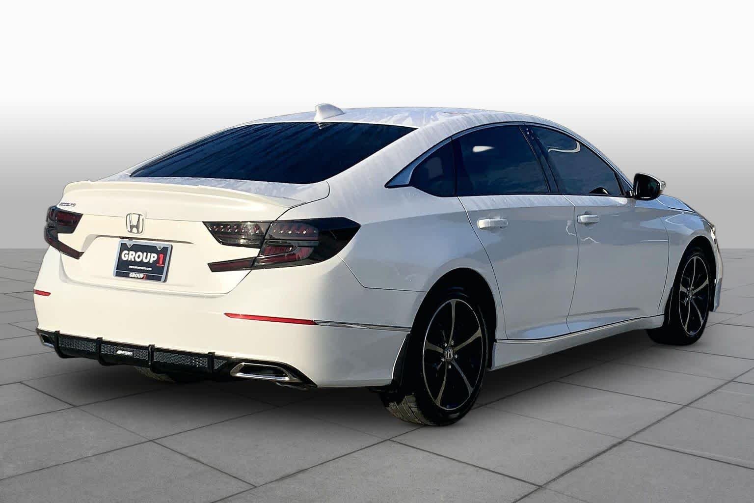 Used 2018 Platinum White Pearl Honda EX 1.5T image 12