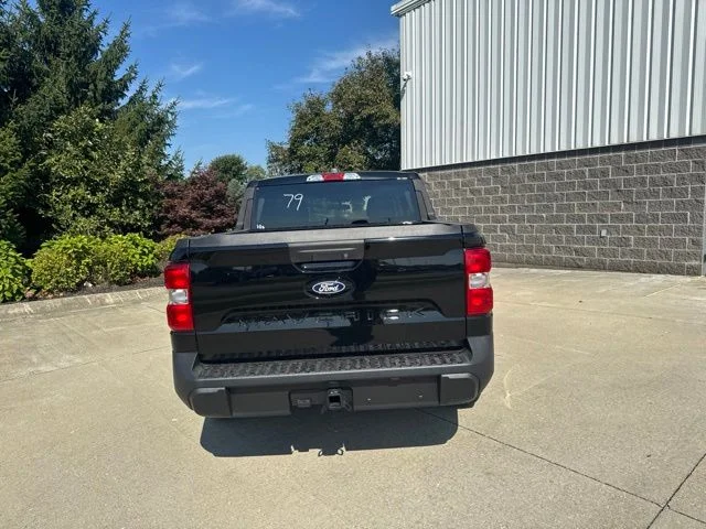 New 2026 Shadow Black Ford XLT image 35