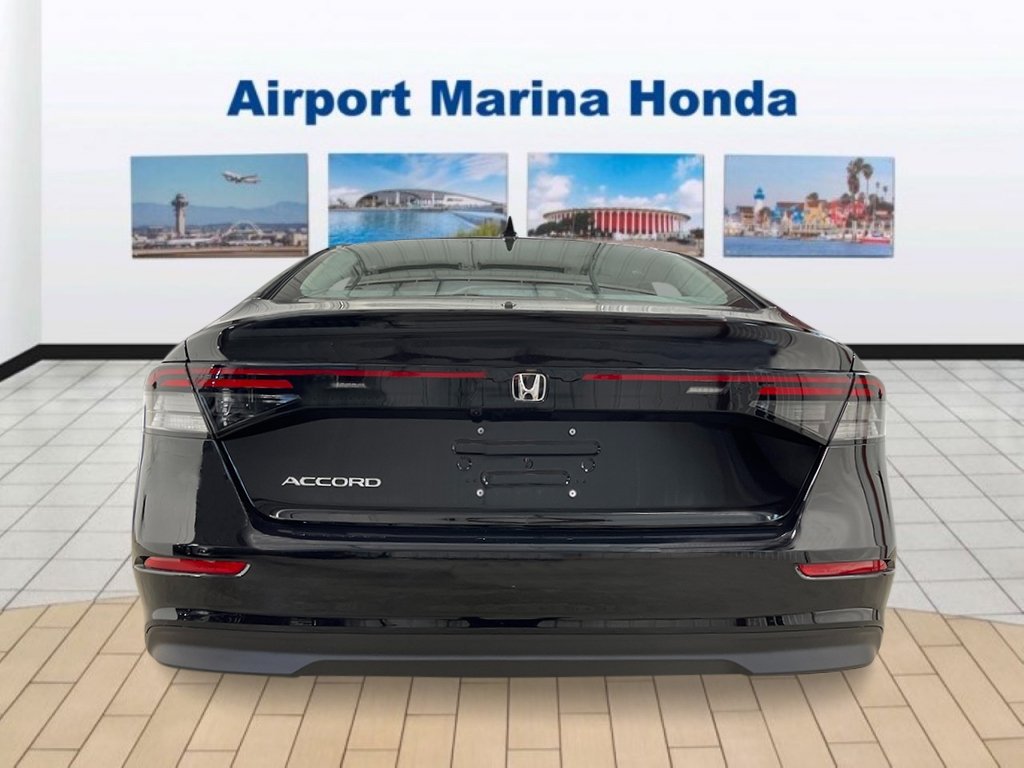 New 2026 Crystal Black Pearl Honda SE image 4