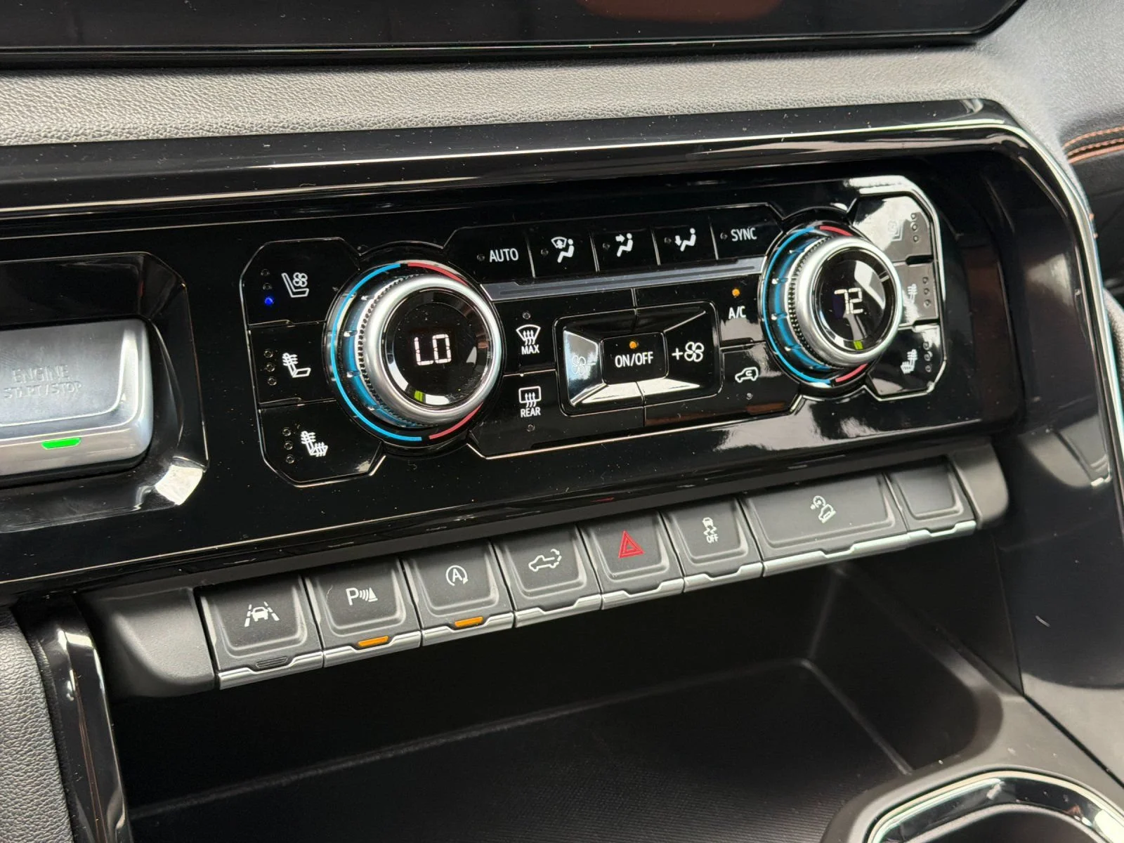 2025 GMC Sierra 1500 AT4 - Photo 21