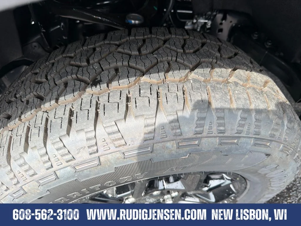 New 2026 Gray Ford XLT image 27