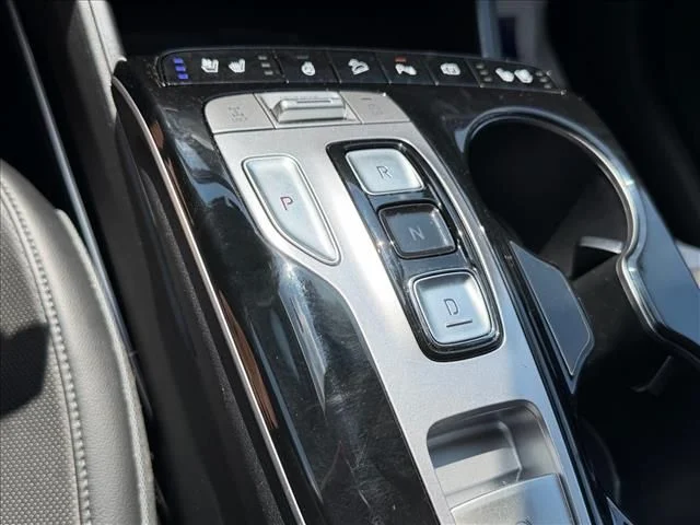 Used 2024 White Hyundai Limited image 23