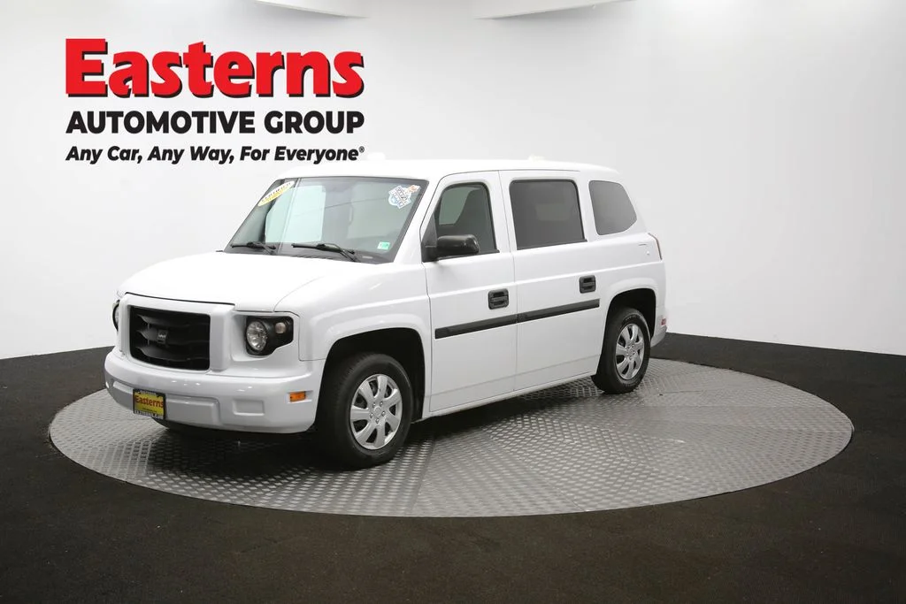 Used 2014 White VPG Taxi image 51
