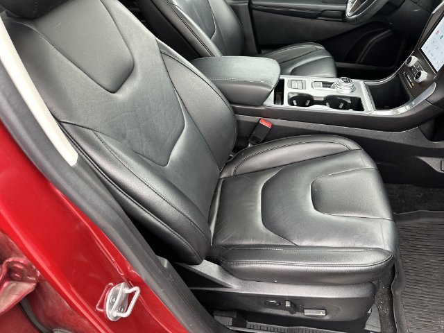 Used 2021 Red Ford Titanium image 28