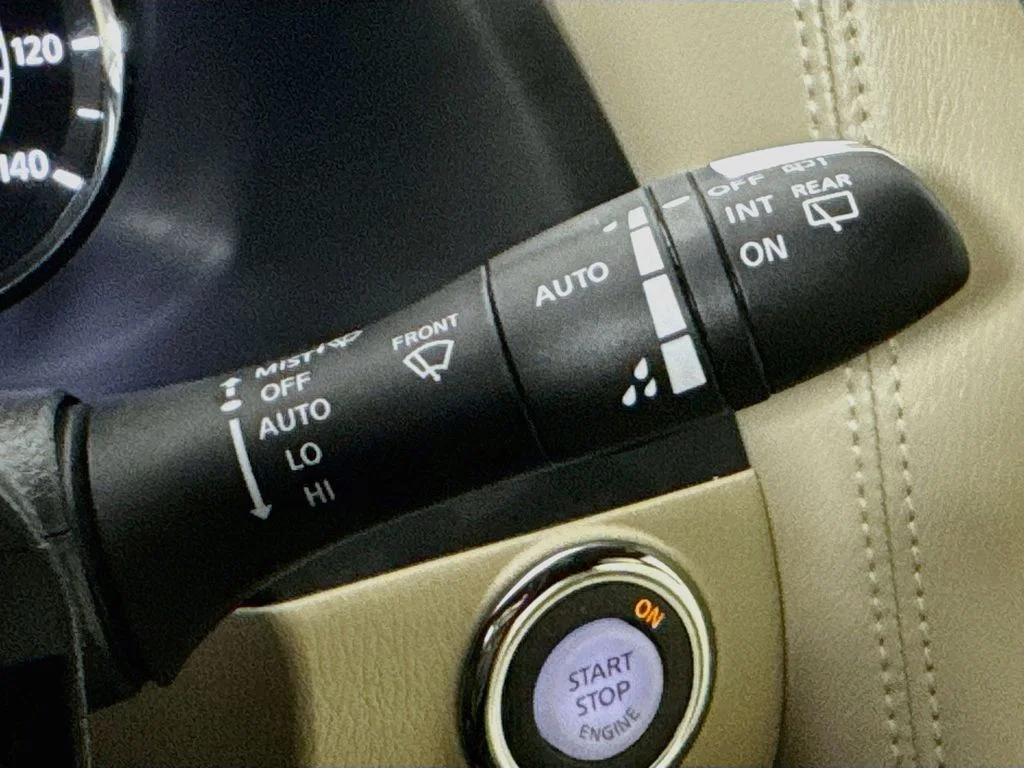Certified Used 2022 Blue INFINITI Sensory image 15
