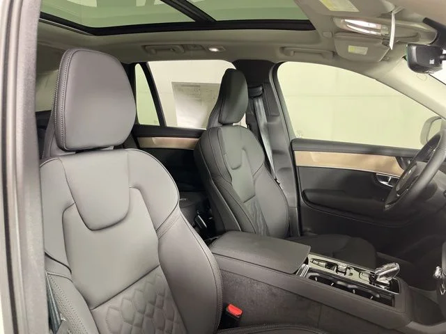 2025 Volvo XC90 Plus - Photo 50