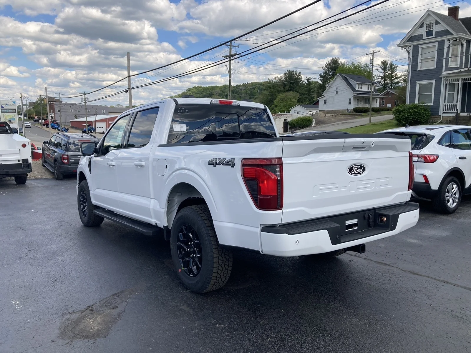 New 2026 Oxford White Ford XLT image 6