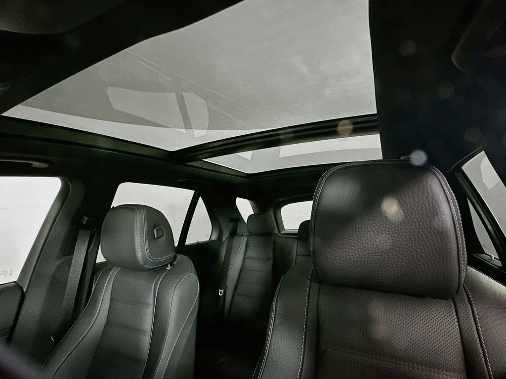 New 2026 Obsidian Black Metallic Mercedes-Benz GLE 580 image 22