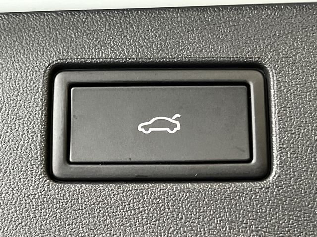 New 2026 White Volkswagen 2.0T SE R-Line Black image 6