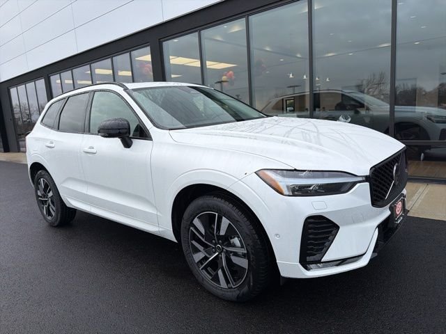 2026 Volvo XC60 Plus