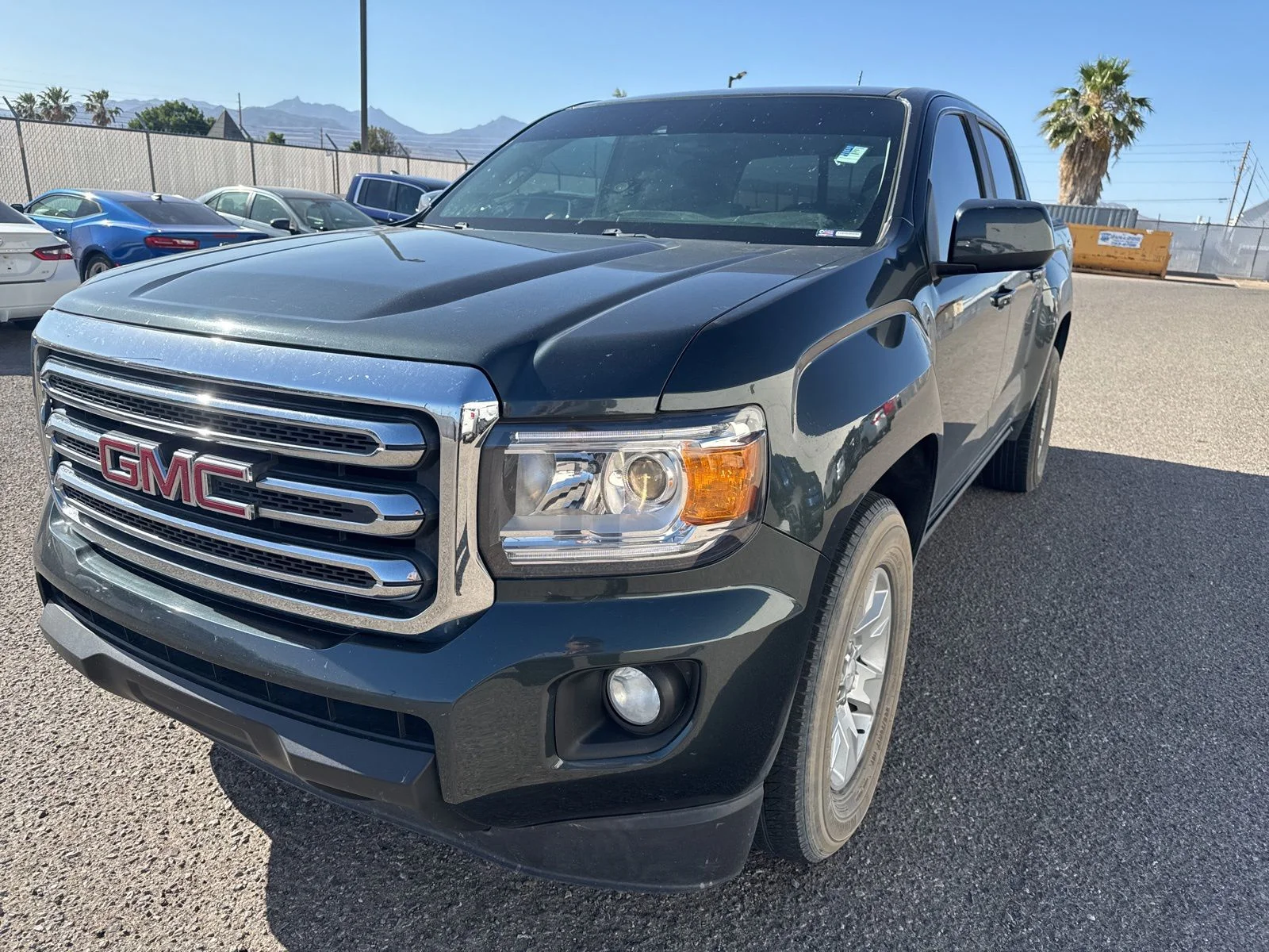 2018 GMC Canyon 4WD SLE Crew Cab Short Box's photo