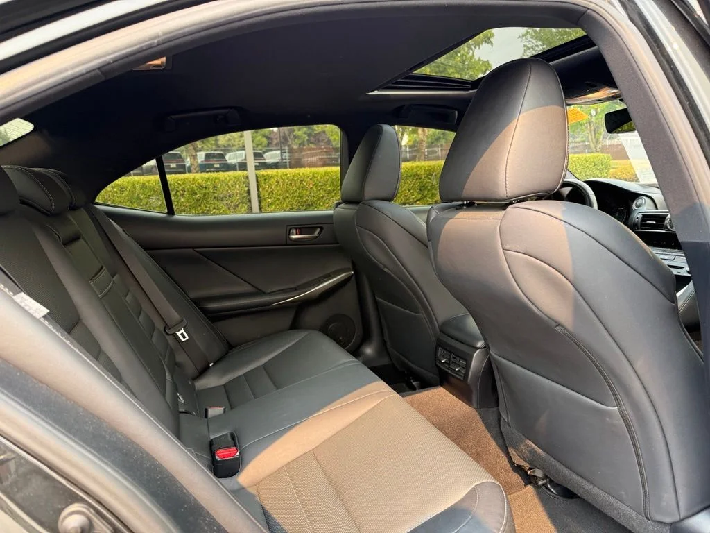 Used 2018 Caviar Lexus 300 image 23