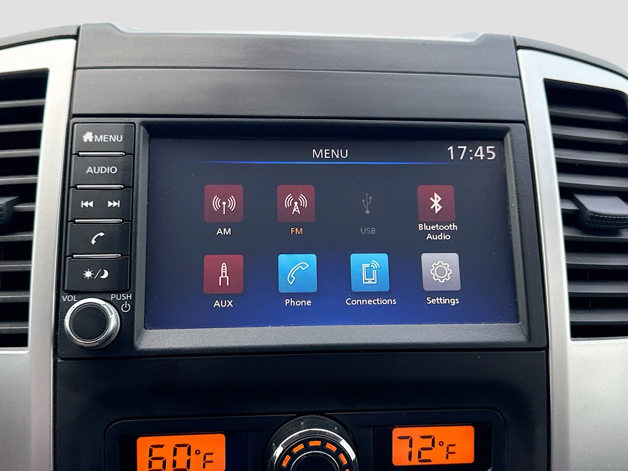 Used 2020 Arctic Blue Metallic Nissan SV image 27
