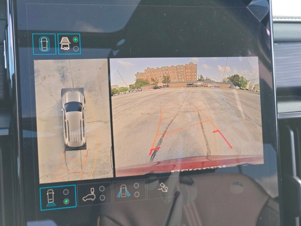 2026 GMC Acadia AT4 - Photo 32