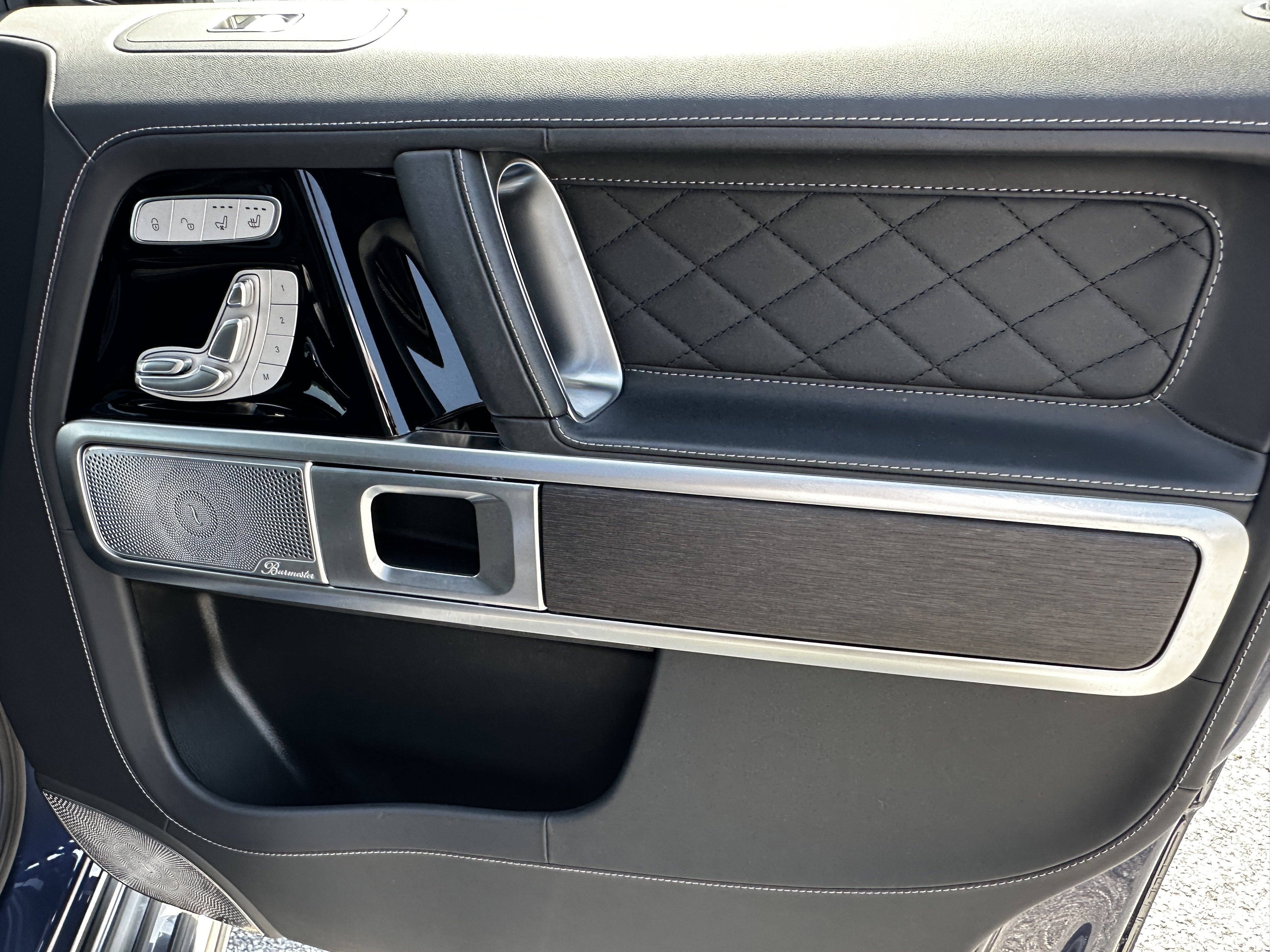 Certified Used 2025 Blue Mercedes-Benz G 550 image 16