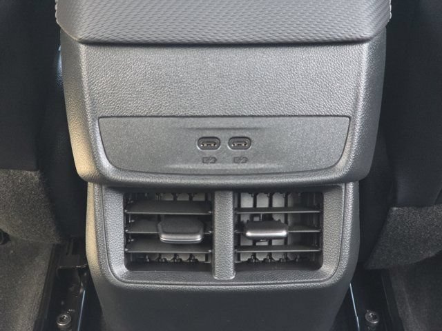2027 Chevrolet Equinox LT - Photo 25