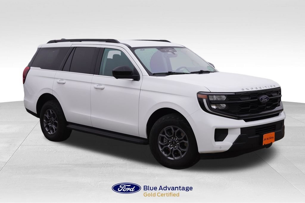 2025 Ford Expedition Active 4x4's photo