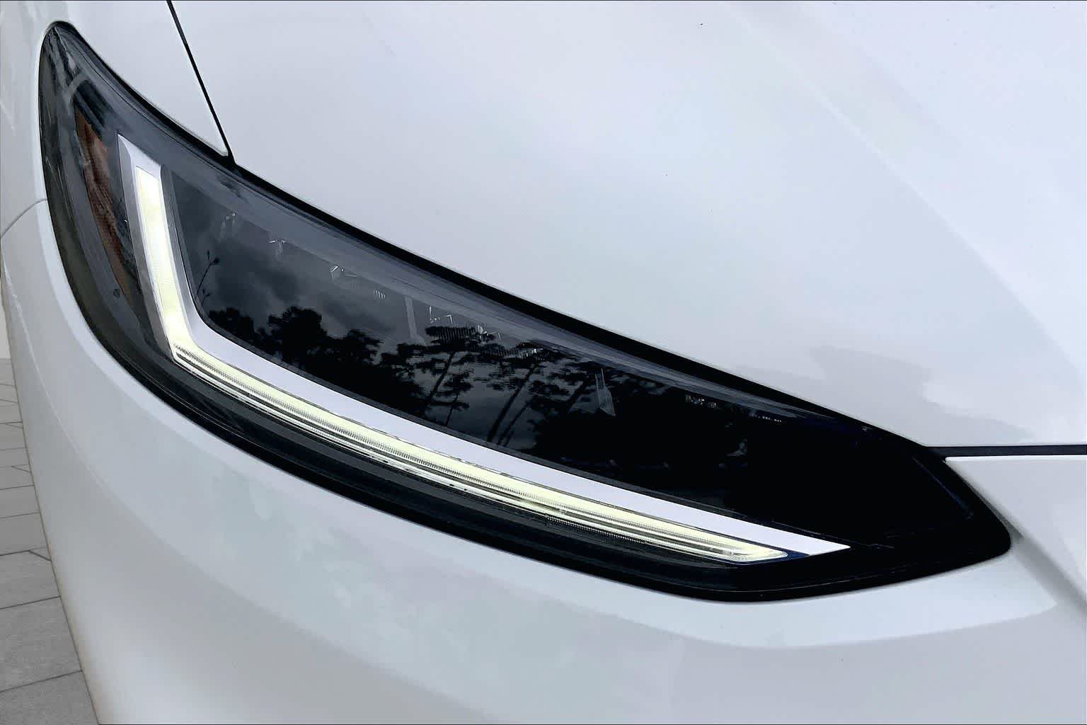 New 2027 Platinum White Pearl Honda Sport 2WD image 13