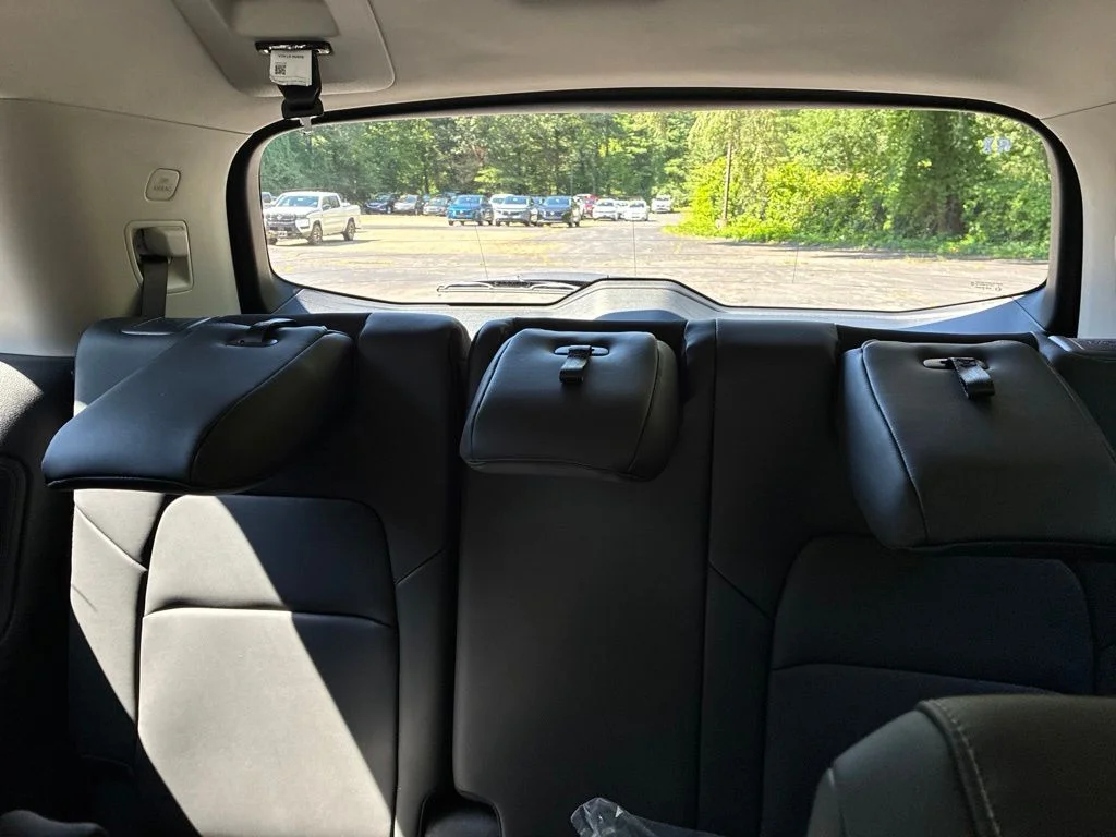 New 2026 Everest White Pearl TriCoat Nissan Platinum image 29