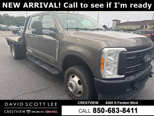 2023 Ford F-350 XL 4x4 Crew Cab 179-In DRW's photo