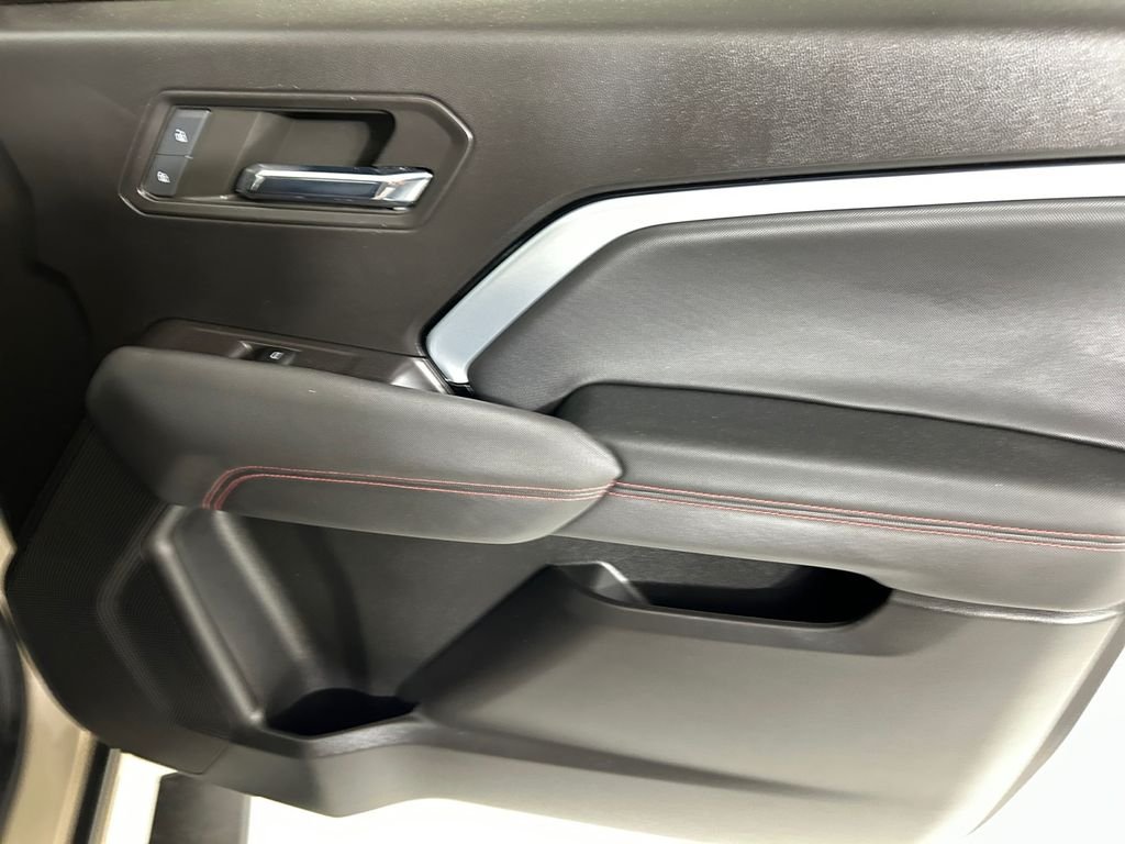 Used 2023 Beige Chevrolet Z71 image 15