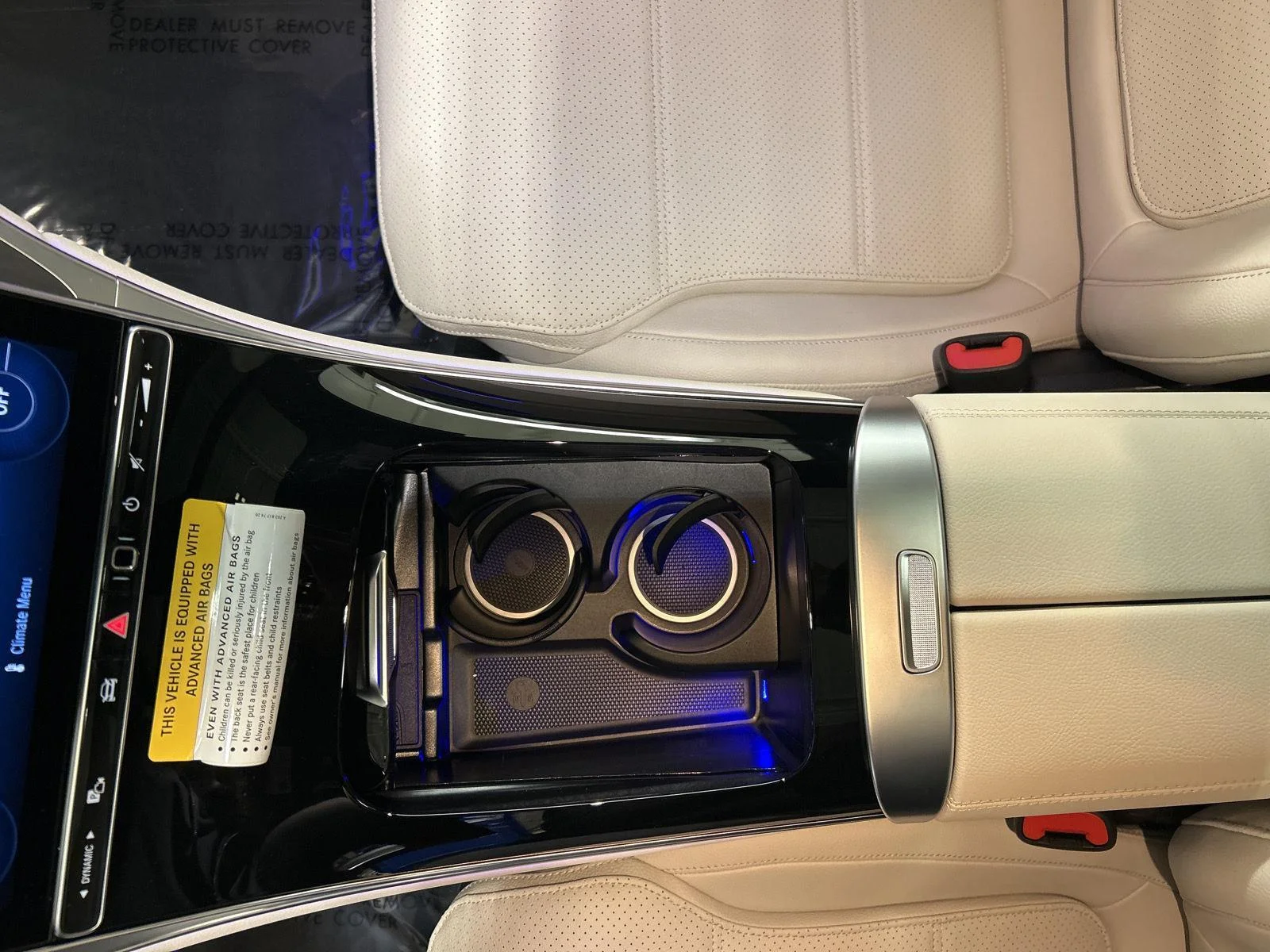New 2026 Polar White Mercedes-Benz GLC 300 image 24