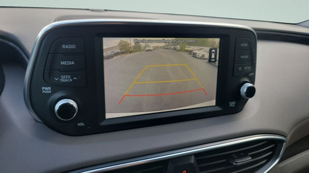 2020 Hyundai Santa Fe SE - Photo 19