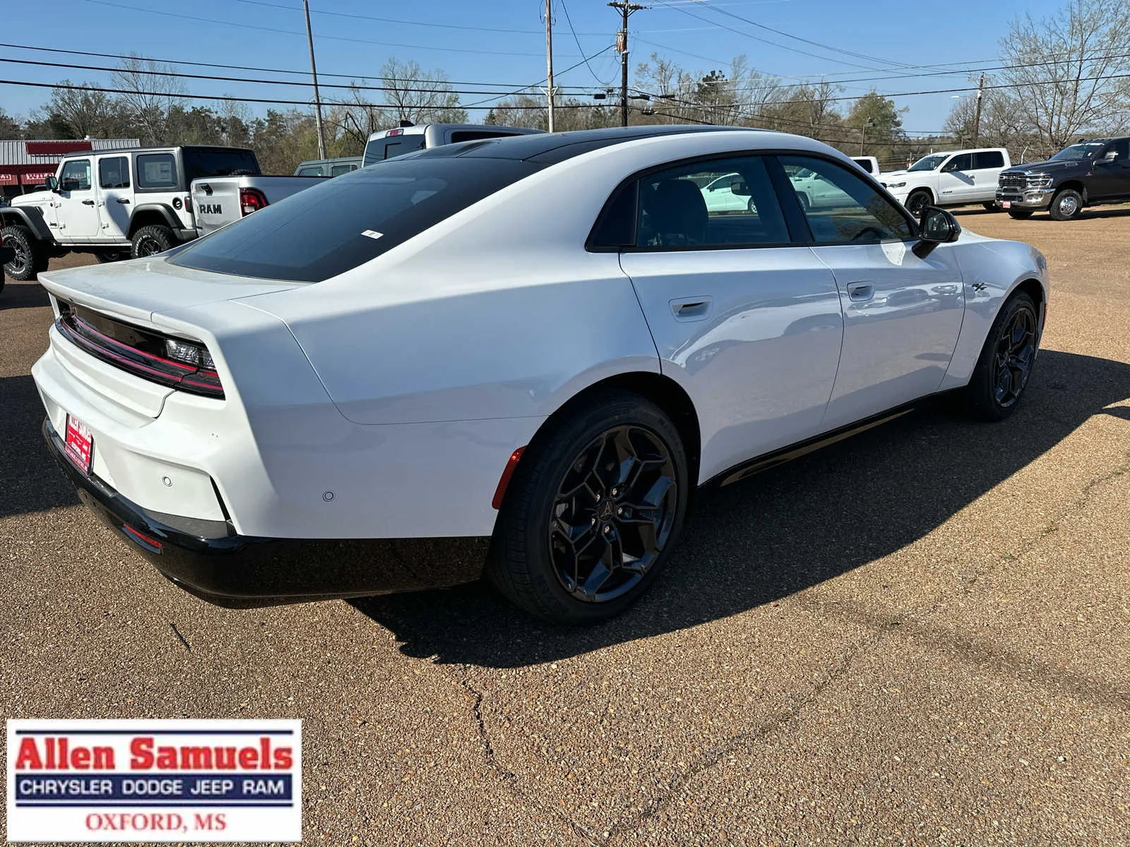 New 2026 White Knuckle Exterior Paint Dodge R/T image 3