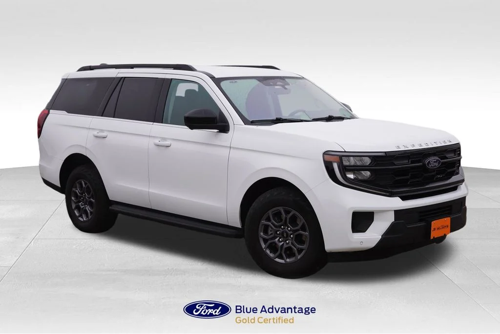 2025 Ford Expedition Active 4x4's photo