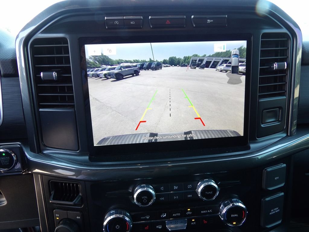 Used 2023 Oxford White Ford XLT image 22