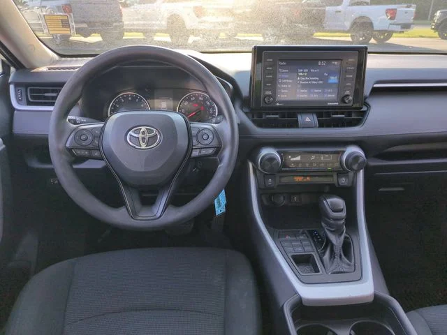 Used 2020 Silver Toyota LE image 27