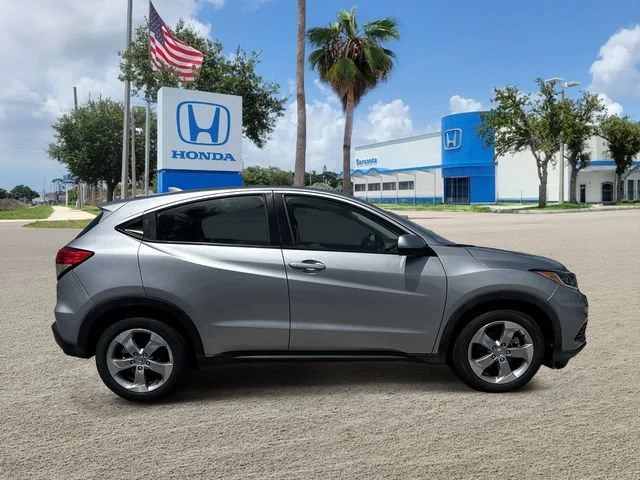 Used 2021 Lunar Silver Metallic Honda LX image 4