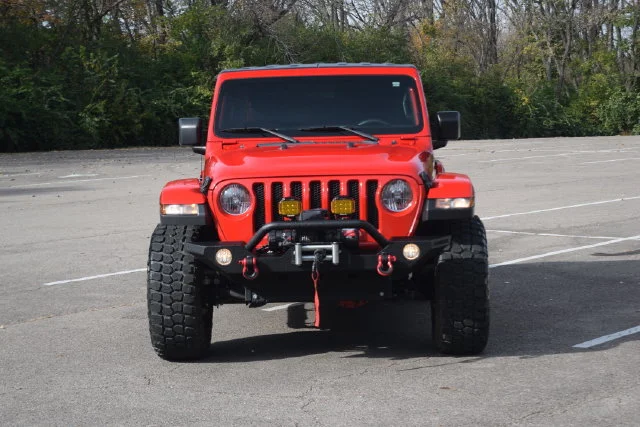 Used 2019 Red Jeep Sport image 17