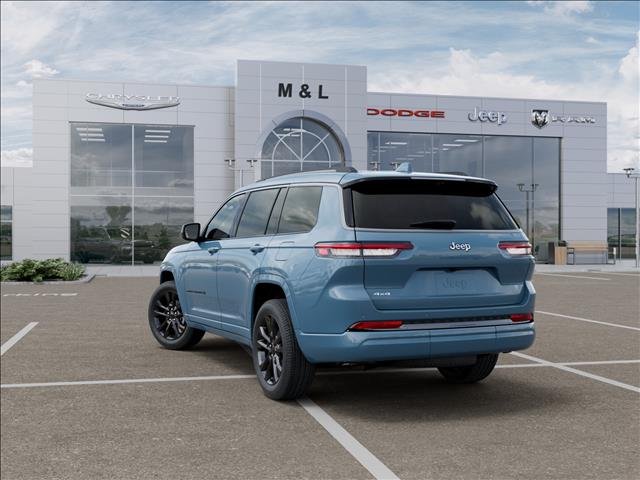 New 2026 Steel Blue Exterior Paint Jeep Limited Reserve 4x4 image 4