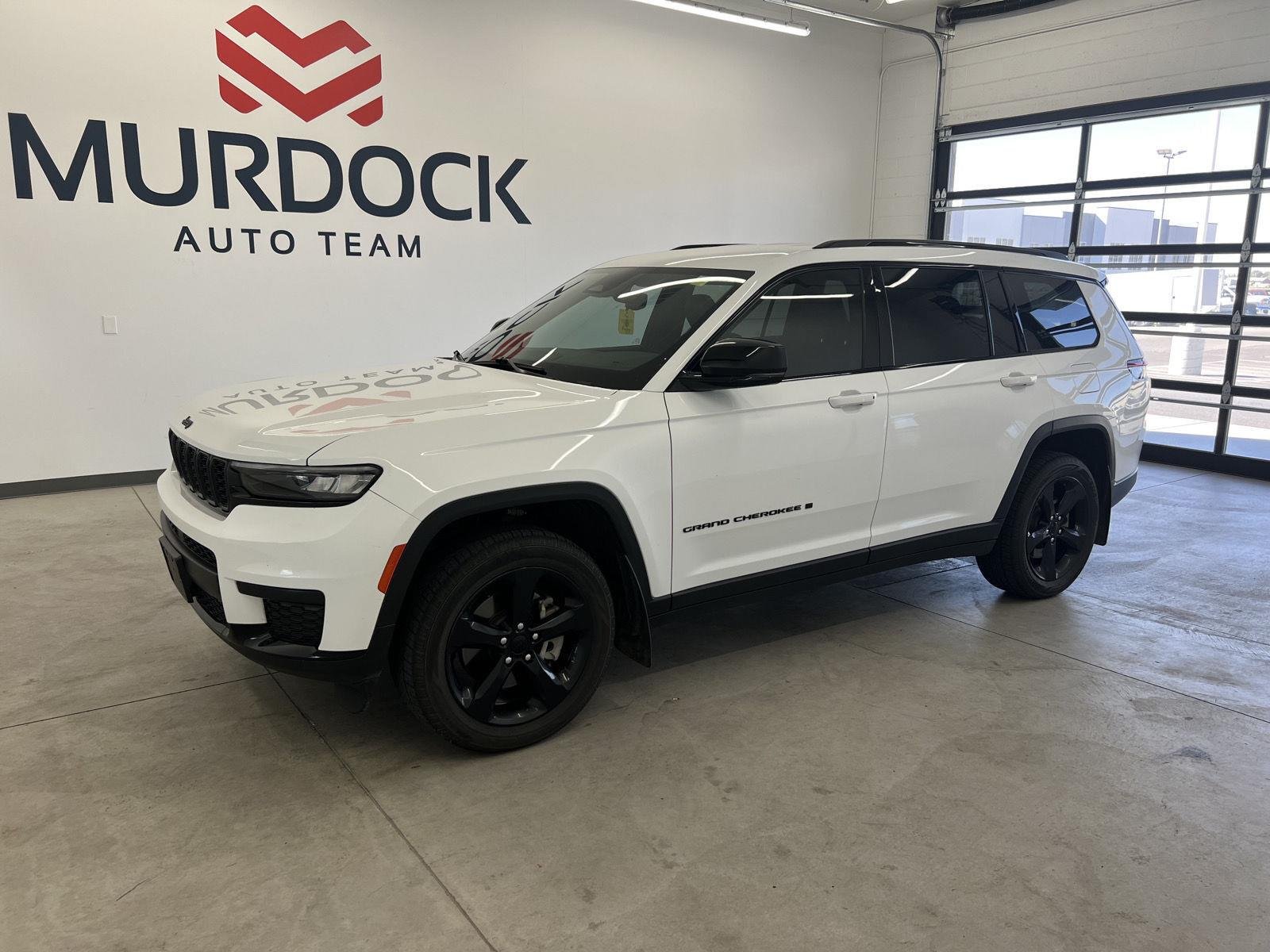 Used 2022 Bright White Clearcoat Jeep Altitude image 1