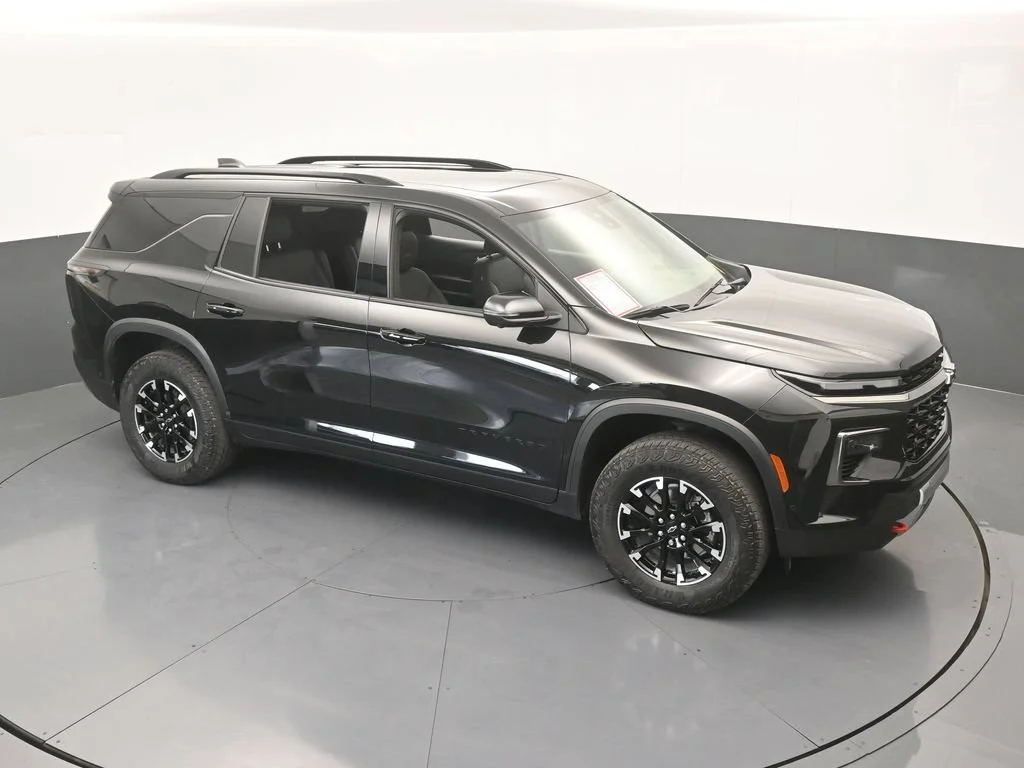 Used 2025 Mosaic Black Metallic Chevrolet Z71 image 80