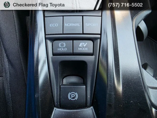 Used 2025 Underground Toyota LE image 16